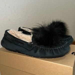 Ugg Moccasin Slide Women’s size 7